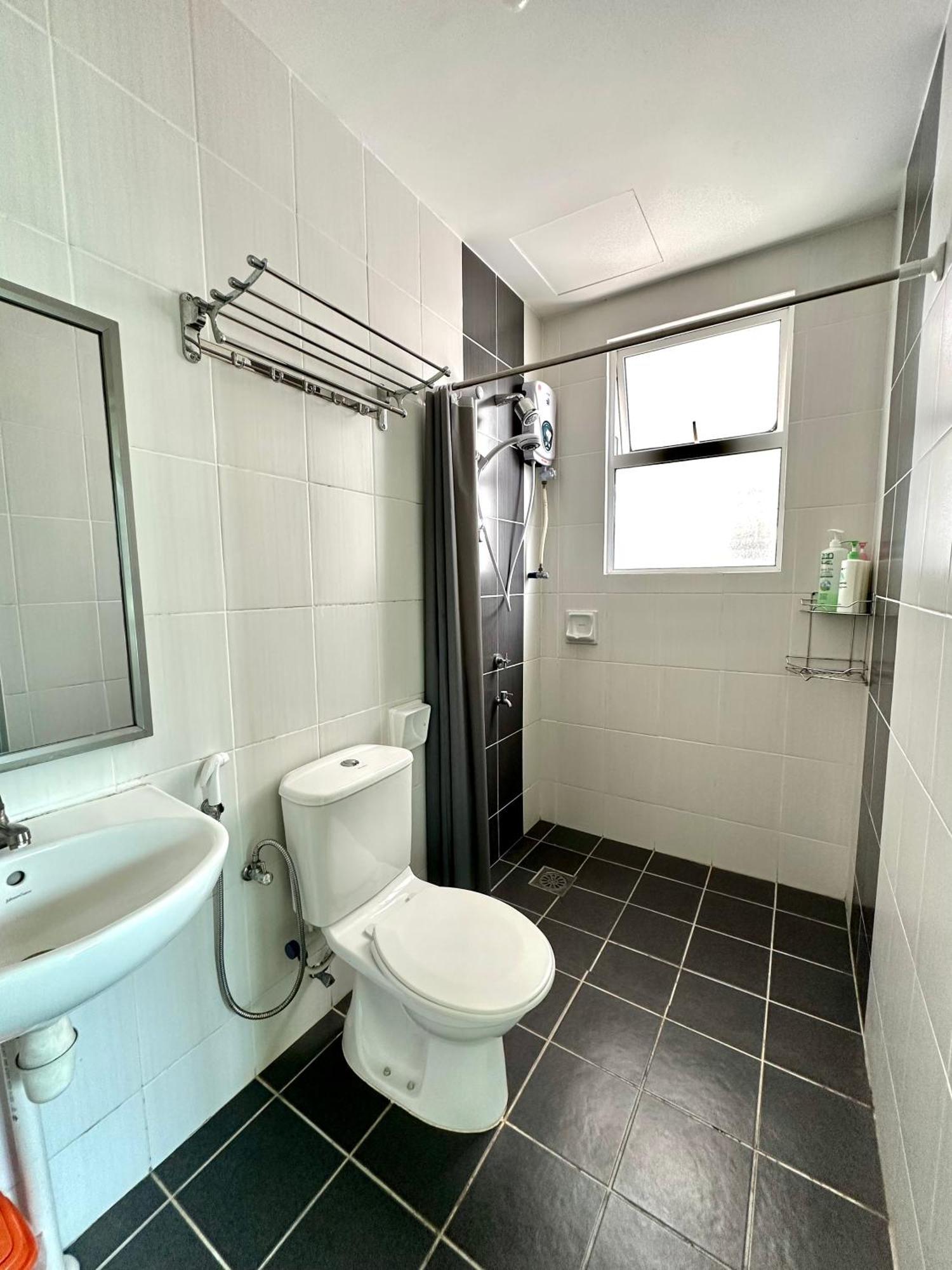 Ijm Condo With Pool #Yoyo Homestay SDK Dış mekan fotoğraf